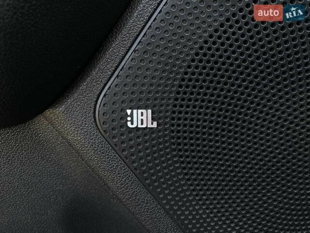 Киа Niro 2020 в Львове на Automoto.ua Синий Киа Niro, объемом двигателя 0 л и пробегом 75 тыс. км за 22900 $, фото 34 на Automoto.ua