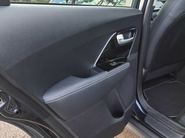 Синий Киа Niro, объемом двигателя 0 л и пробегом 108 тыс. км за 19900 $, фото 15 на Automoto.ua