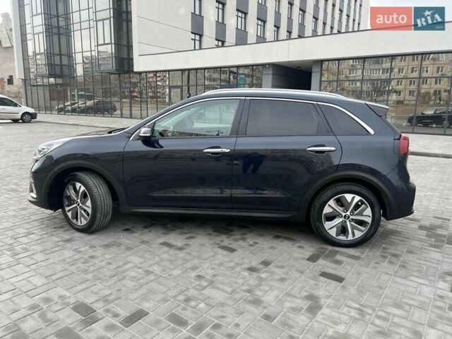 Синий Киа Niro, объемом двигателя 0 л и пробегом 89 тыс. км за 17500 $, фото 8 на Automoto.ua