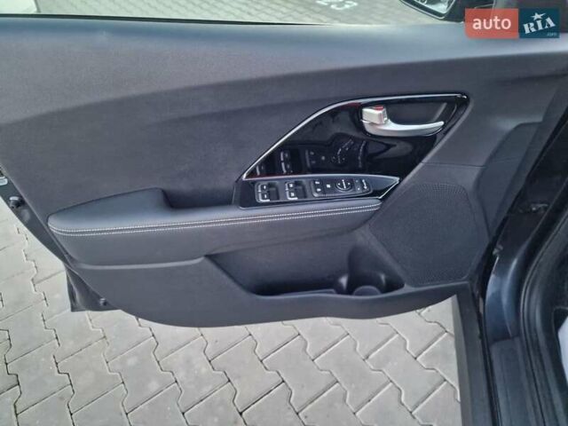 Синий Киа Niro, объемом двигателя 0 л и пробегом 168 тыс. км за 19300 $, фото 21 на Automoto.ua