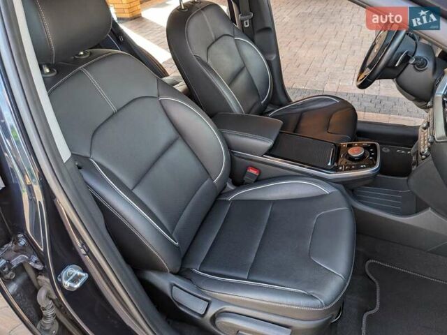 Киа Niro 2020 в Луцке на Automoto.ua Синий Киа Niro, объемом двигателя 0 л и пробегом 157 тыс. км за 19700 $, фото 47 на Automoto.ua