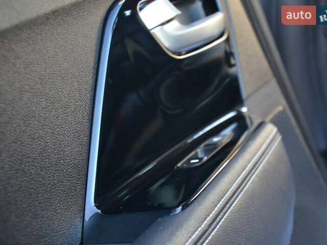 Синий Киа Niro, объемом двигателя 0 л и пробегом 79 тыс. км за 19333 $, фото 55 на Automoto.ua