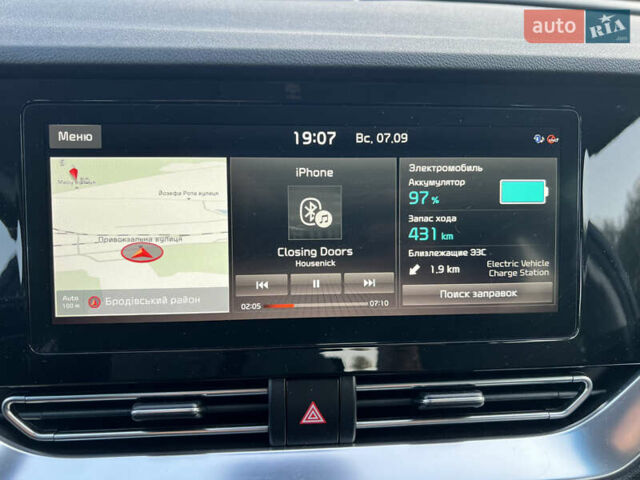 Синій Кіа Niro, об'ємом двигуна 0 л та пробігом 112 тис. км за 19500 $, фото 102 на Automoto.ua