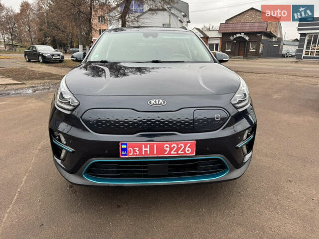 Синий Киа Niro, объемом двигателя 0 л и пробегом 125 тыс. км за 18500 $, фото 1 на Automoto.ua