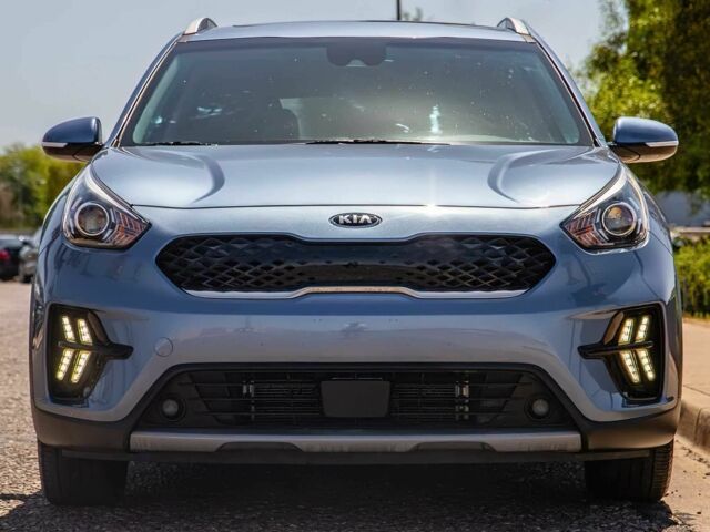 Синий Киа Niro, объемом двигателя 1.6 л и пробегом 40 тыс. км за 9400 $, фото 1 на Automoto.ua