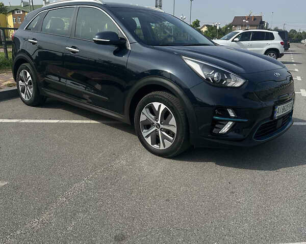 Синий Киа Niro, объемом двигателя 0 л и пробегом 155 тыс. км за 18500 $, фото 13 на Automoto.ua