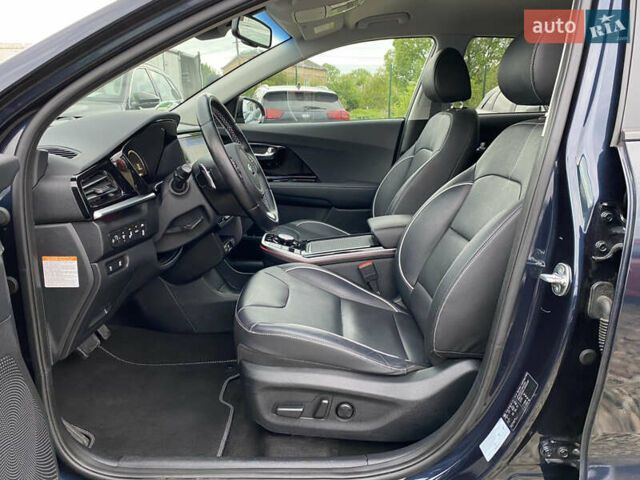 Синій Кіа Niro, об'ємом двигуна 0 л та пробігом 138 тис. км за 21200 $, фото 38 на Automoto.ua