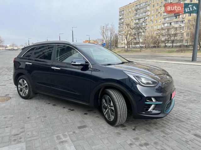Синий Киа Niro, объемом двигателя 0 л и пробегом 89 тыс. км за 17500 $, фото 31 на Automoto.ua