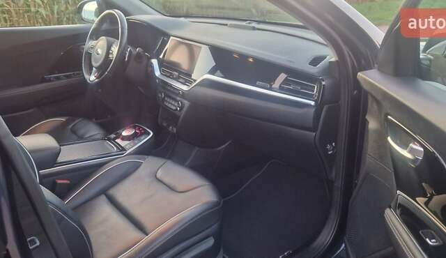 Синий Киа Niro, объемом двигателя 0 л и пробегом 151 тыс. км за 18300 $, фото 24 на Automoto.ua
