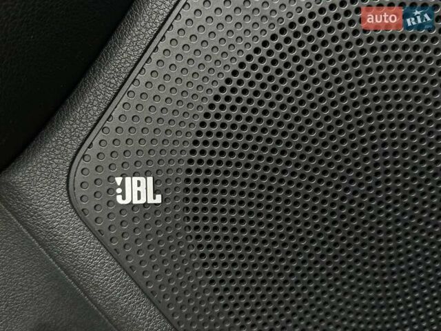 Синий Киа Niro, объемом двигателя 0 л и пробегом 117 тыс. км за 19900 $, фото 40 на Automoto.ua