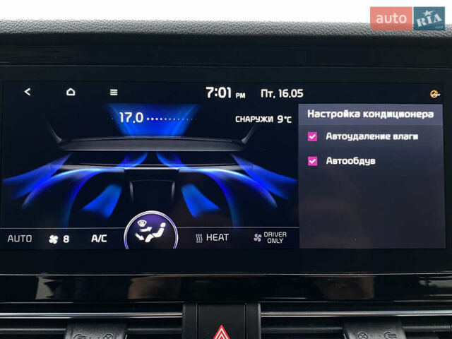 Синій Кіа Niro, об'ємом двигуна 0 л та пробігом 138 тис. км за 21200 $, фото 81 на Automoto.ua