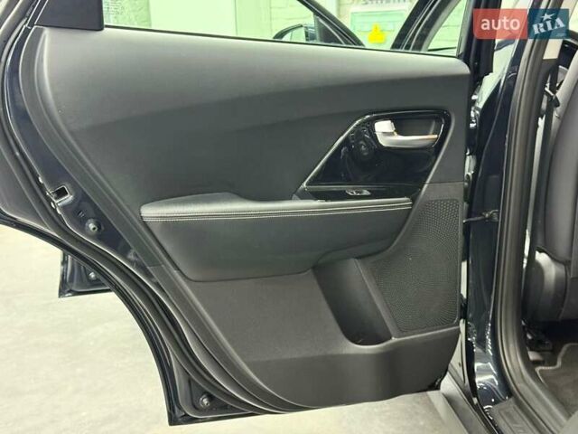 Синий Киа Niro, объемом двигателя 0 л и пробегом 90 тыс. км за 18427 $, фото 29 на Automoto.ua