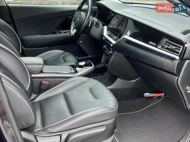 Синий Киа Niro, объемом двигателя 0 л и пробегом 112 тыс. км за 20800 $, фото 58 на Automoto.ua