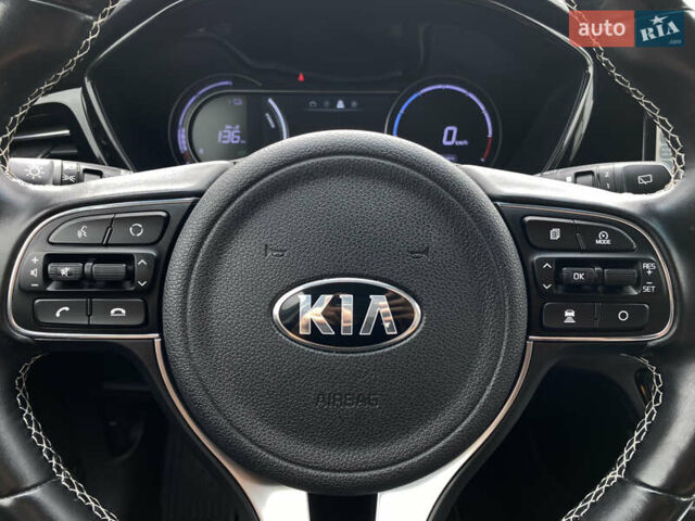 Синий Киа Niro, объемом двигателя 0 л и пробегом 119 тыс. км за 20800 $, фото 44 на Automoto.ua