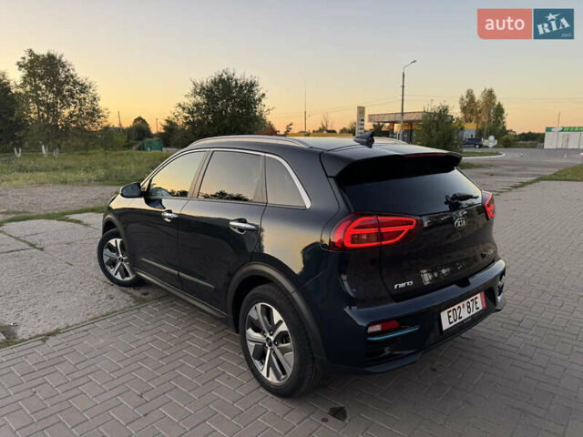 Синий Киа Niro, объемом двигателя 0 л и пробегом 123 тыс. км за 18900 $, фото 8 на Automoto.ua