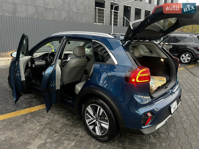 Синий Киа Niro, объемом двигателя 1.58 л и пробегом 58 тыс. км за 24500 $, фото 10 на Automoto.ua