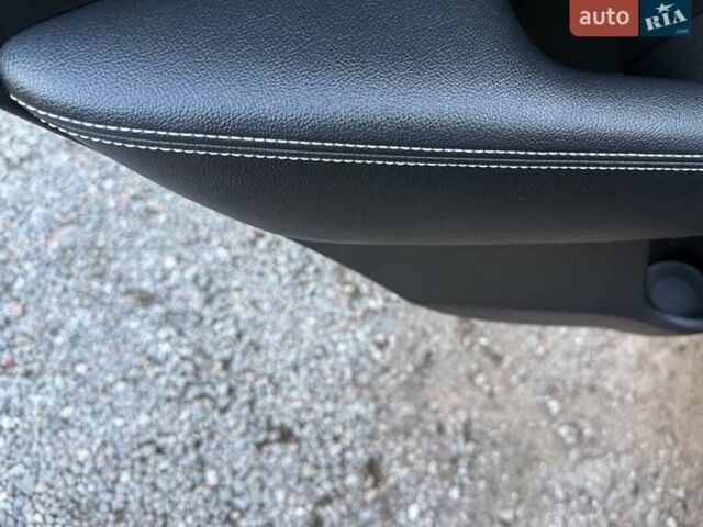 Синий Киа Niro, объемом двигателя 0 л и пробегом 138 тыс. км за 18350 $, фото 96 на Automoto.ua