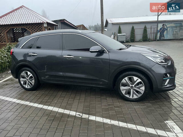 Синій Кіа Niro, об'ємом двигуна 0 л та пробігом 139 тис. км за 18500 $, фото 34 на Automoto.ua