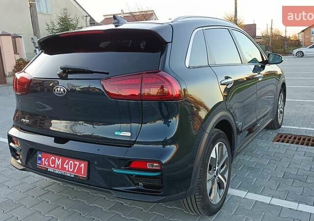 Киа Niro 2020 в Львове на Automoto.ua Синий Киа Niro, объемом двигателя 0 л и пробегом 149 тыс. км за 19900 $, фото 19 на Automoto.ua