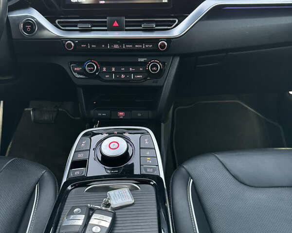Синий Киа Niro, объемом двигателя 0 л и пробегом 123 тыс. км за 18900 $, фото 31 на Automoto.ua