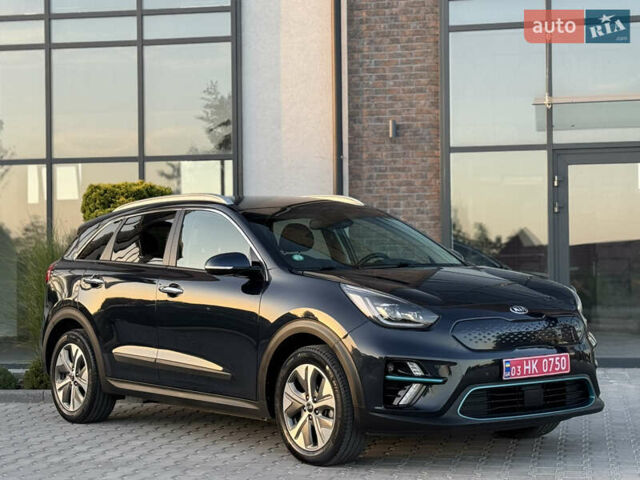 Синий Киа Niro, объемом двигателя 0 л и пробегом 129 тыс. км за 18800 $, фото 18 на Automoto.ua