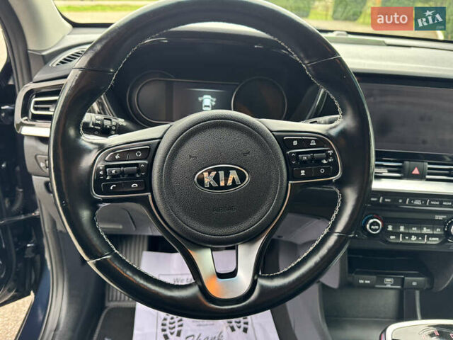 Синий Киа Niro, объемом двигателя 0 л и пробегом 156 тыс. км за 18800 $, фото 57 на Automoto.ua