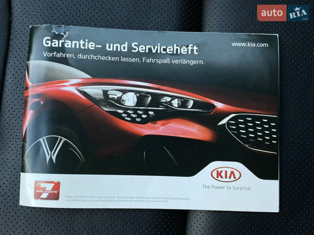 Синій Кіа Niro, об'ємом двигуна 0 л та пробігом 76 тис. км за 22900 $, фото 64 на Automoto.ua