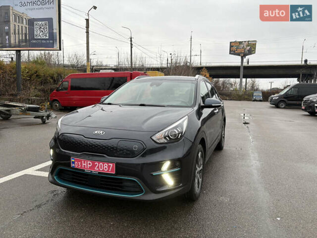 Синий Киа Niro, объемом двигателя 0 л и пробегом 125 тыс. км за 19600 $, фото 1 на Automoto.ua