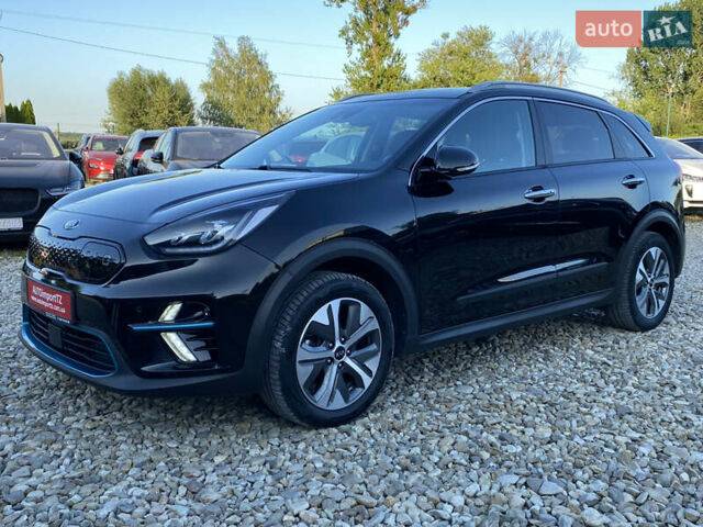 Синій Кіа Niro, об'ємом двигуна 0 л та пробігом 106 тис. км за 21900 $, фото 17 на Automoto.ua