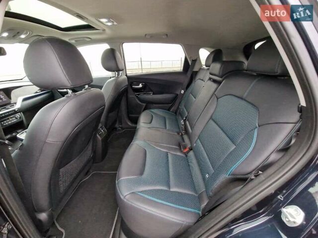 Синий Киа Niro, объемом двигателя 0 л и пробегом 173 тыс. км за 17700 $, фото 20 на Automoto.ua