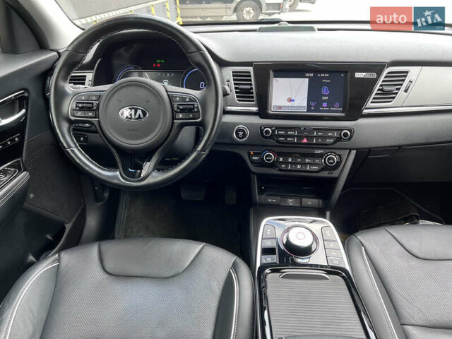 Синий Киа Niro, объемом двигателя 0 л и пробегом 126 тыс. км за 18548 $, фото 24 на Automoto.ua
