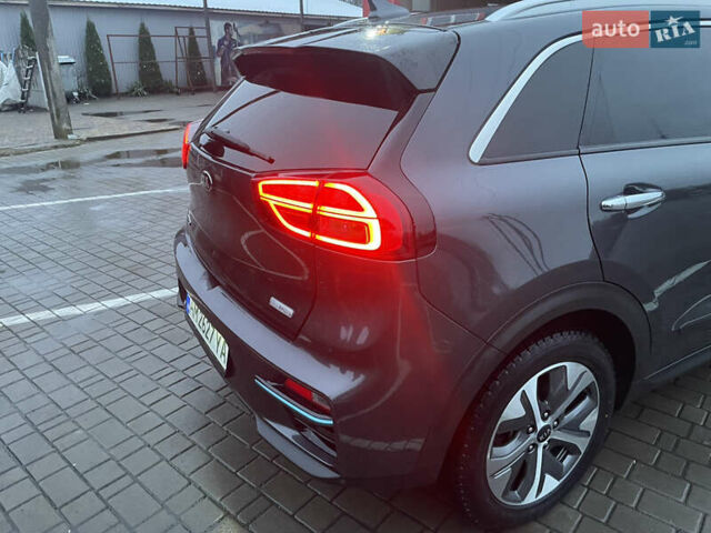 Синій Кіа Niro, об'ємом двигуна 0 л та пробігом 139 тис. км за 18500 $, фото 7 на Automoto.ua
