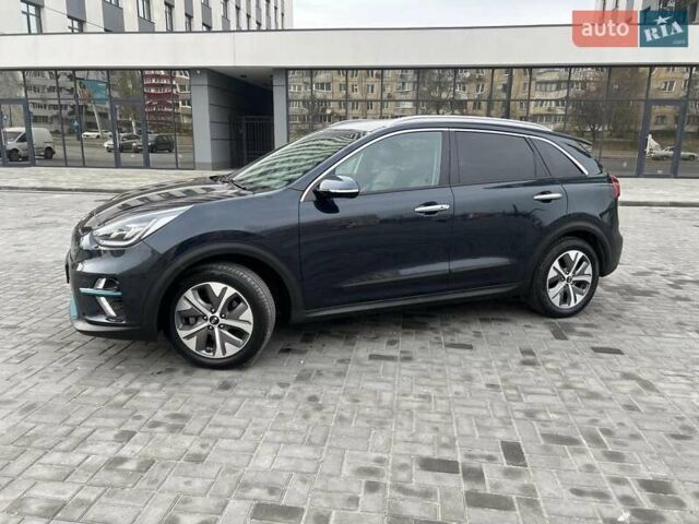 Синий Киа Niro, объемом двигателя 0 л и пробегом 89 тыс. км за 17500 $, фото 7 на Automoto.ua