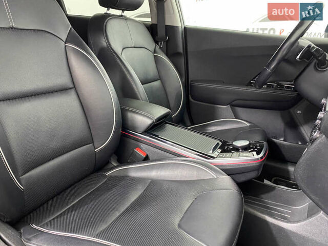 Синий Киа Niro, объемом двигателя 0 л и пробегом 100 тыс. км за 20950 $, фото 8 на Automoto.ua