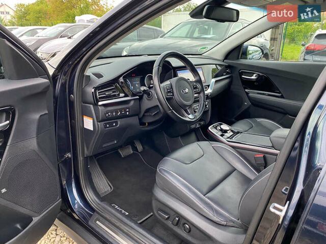 Синій Кіа Niro, об'ємом двигуна 0 л та пробігом 138 тис. км за 21200 $, фото 37 на Automoto.ua