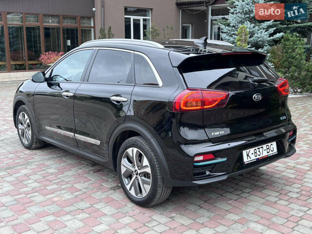 Синій Кіа Niro, об'ємом двигуна 0 л та пробігом 107 тис. км за 19200 $, фото 10 на Automoto.ua