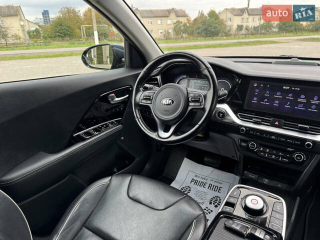 Синий Киа Niro, объемом двигателя 0 л и пробегом 156 тыс. км за 18800 $, фото 49 на Automoto.ua