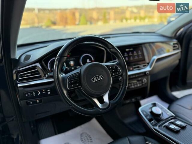 Синий Киа Niro, объемом двигателя 0 л и пробегом 78 тыс. км за 20950 $, фото 58 на Automoto.ua