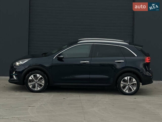 Синий Киа Niro, объемом двигателя 0 л и пробегом 135 тыс. км за 18999 $, фото 19 на Automoto.ua
