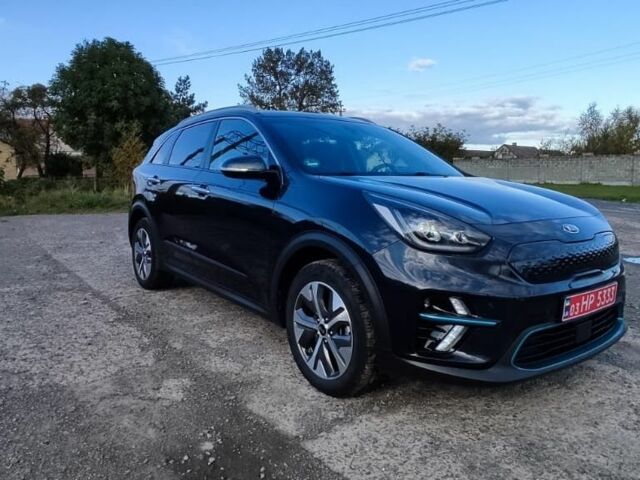 Киа Niro 2020 в Львове на Automoto.ua Синий Киа Niro, объемом двигателя 0 л и пробегом 135 тыс. км за 19870 $, фото 5 на Automoto.ua