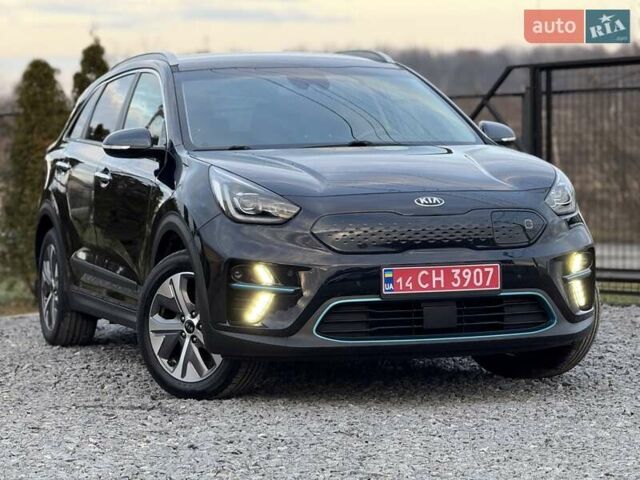 Синій Кіа Niro, об'ємом двигуна 0 л та пробігом 81 тис. км за 19350 $, фото 2 на Automoto.ua