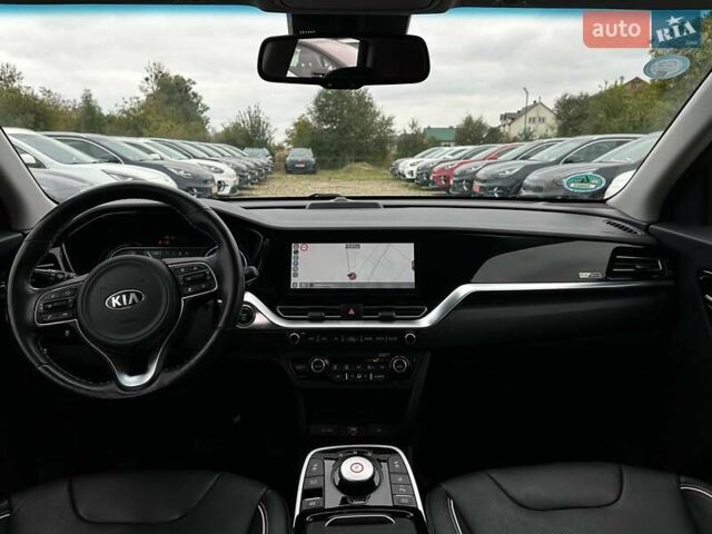 Синий Киа Niro, объемом двигателя 0 л и пробегом 117 тыс. км за 19900 $, фото 43 на Automoto.ua