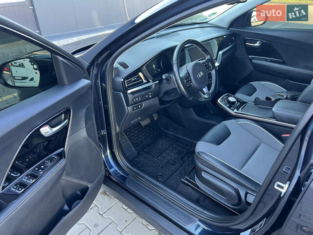 Синій Кіа Niro, об'ємом двигуна 0 л та пробігом 99 тис. км за 19300 $, фото 7 на Automoto.ua