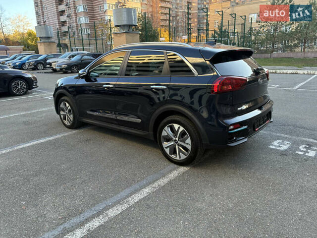 Киа Niro 2020 в Киеве на Automoto.ua Синий Киа Niro, объемом двигателя 0 л и пробегом 131 тыс. км за 17999 $, фото 11 на Automoto.ua