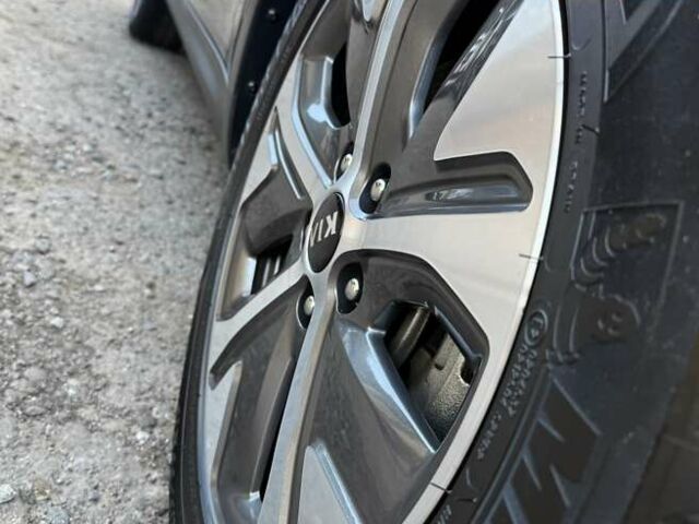 Синий Киа Niro, объемом двигателя 0 л и пробегом 138 тыс. км за 18350 $, фото 20 на Automoto.ua