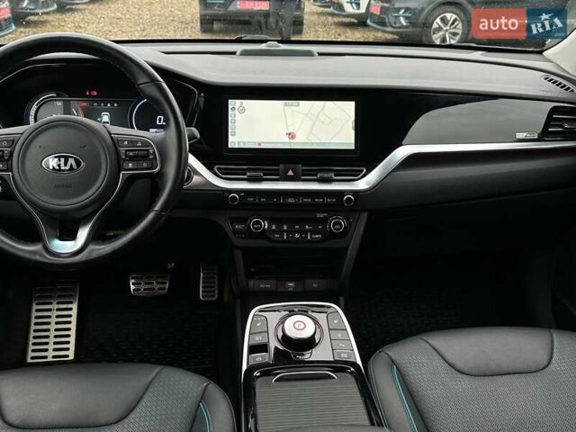 Синій Кіа Niro, об'ємом двигуна 0 л та пробігом 32 тис. км за 23900 $, фото 64 на Automoto.ua
