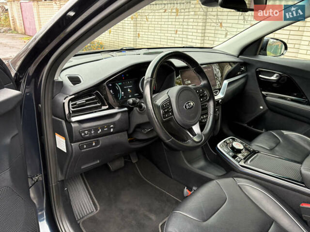 Синий Киа Niro, объемом двигателя 0 л и пробегом 115 тыс. км за 19900 $, фото 31 на Automoto.ua