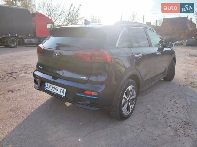 Синій Кіа Niro, об'ємом двигуна 0 л та пробігом 120 тис. км за 19890 $, фото 5 на Automoto.ua