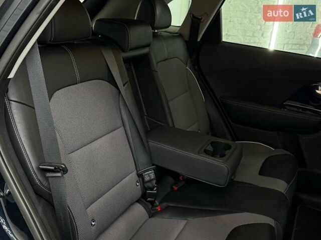 Синий Киа Niro, объемом двигателя 0 л и пробегом 90 тыс. км за 18427 $, фото 28 на Automoto.ua