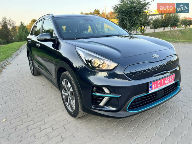 Синій Кіа Niro, об'ємом двигуна 0 л та пробігом 112 тис. км за 19500 $, фото 98 на Automoto.ua
